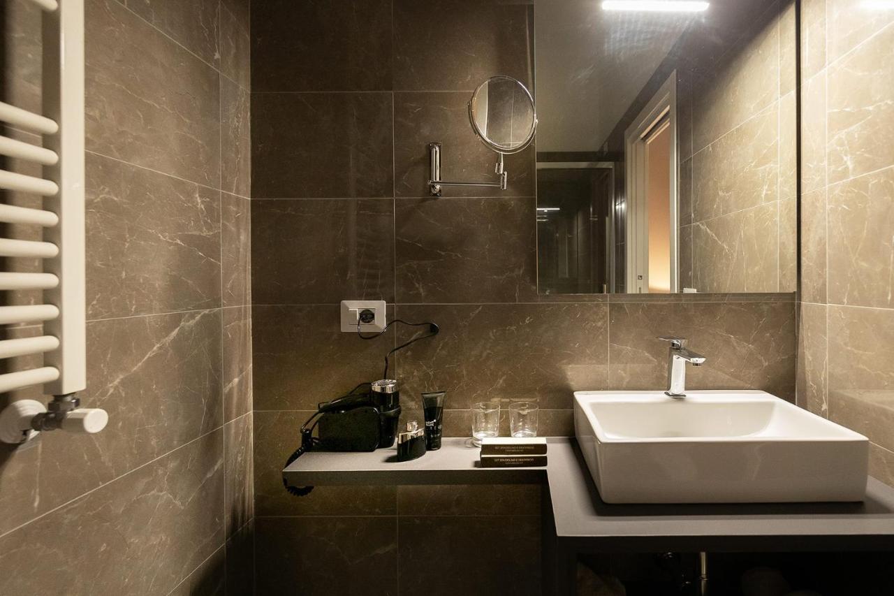 Fj Bianco Guest House Napoli Bagian luar foto