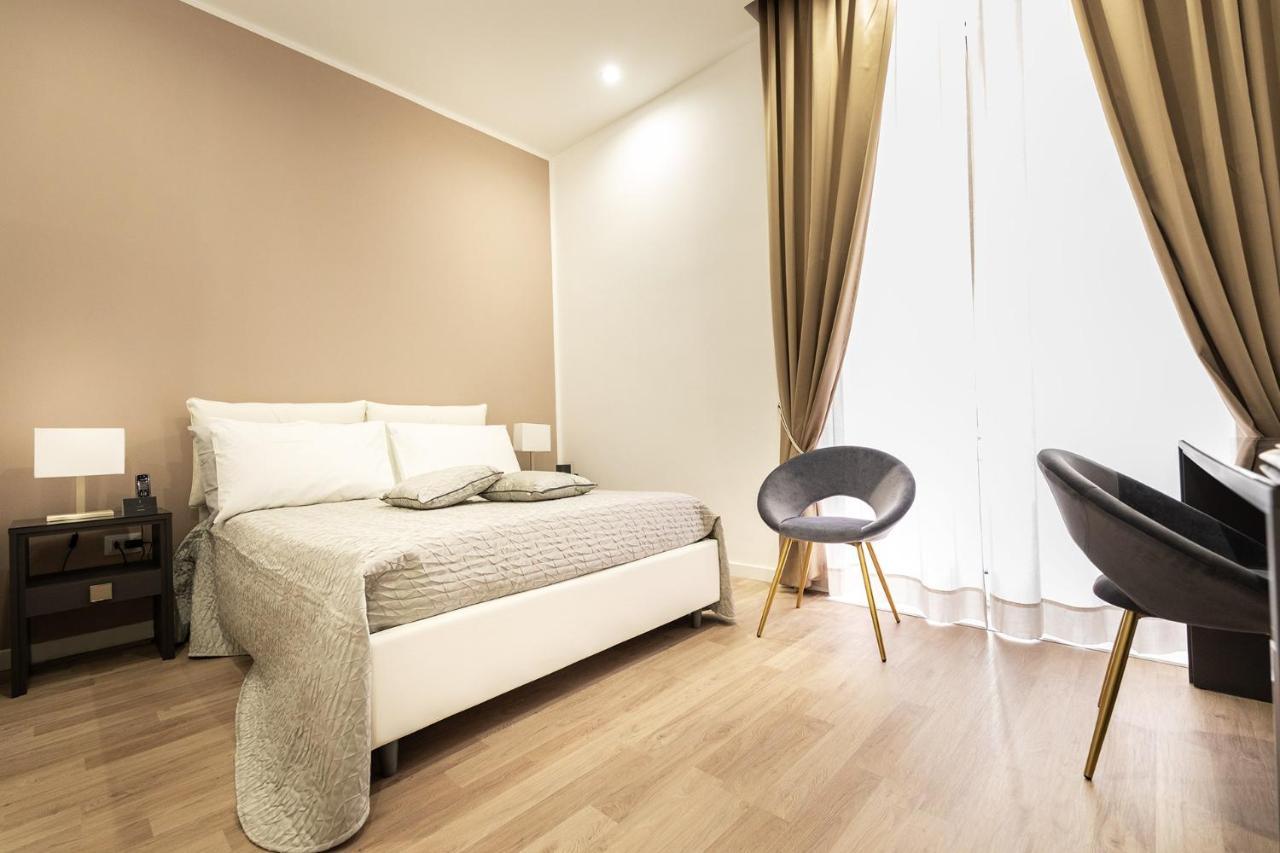 Fj Bianco Guest House Napoli Bagian luar foto