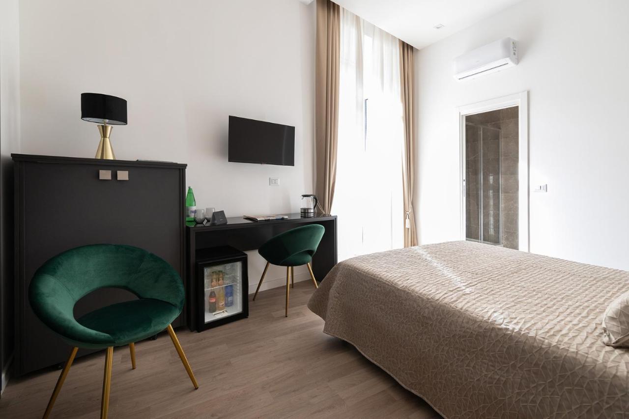 Fj Bianco Guest House Napoli Bagian luar foto