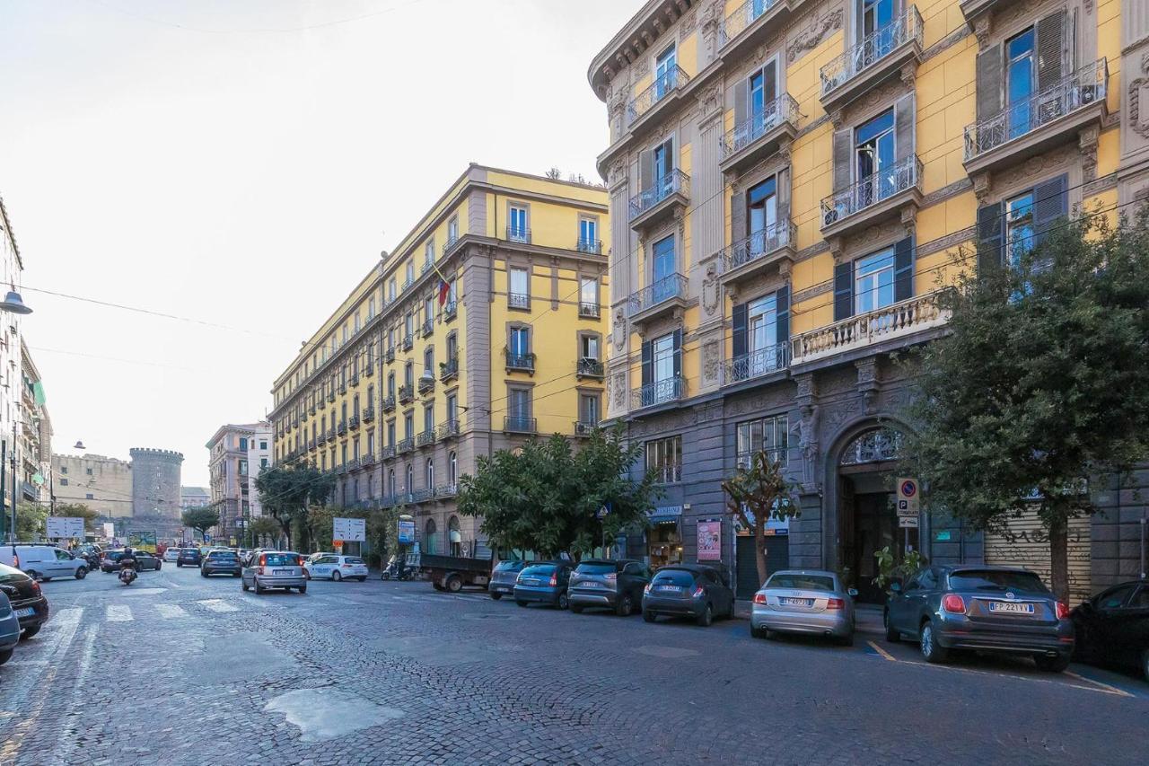 Fj Bianco Guest House Napoli Bagian luar foto